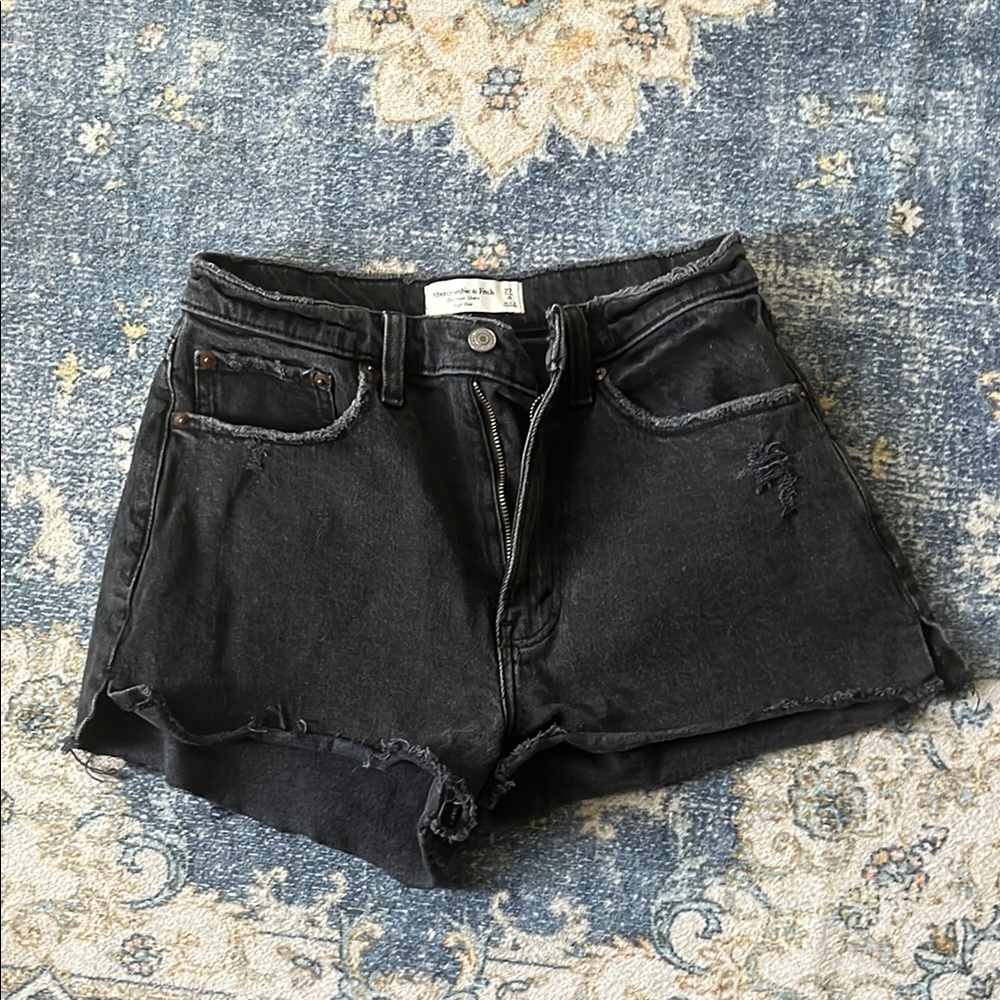 Abercrombie & Fitch Curve Love Mom Short Size 27